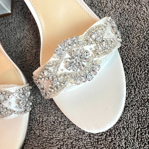 Betsey Johnson Womens Size 7 Ivory White Satin Jewel Dress Sandals Heels Shoes - Picture 5 of 13